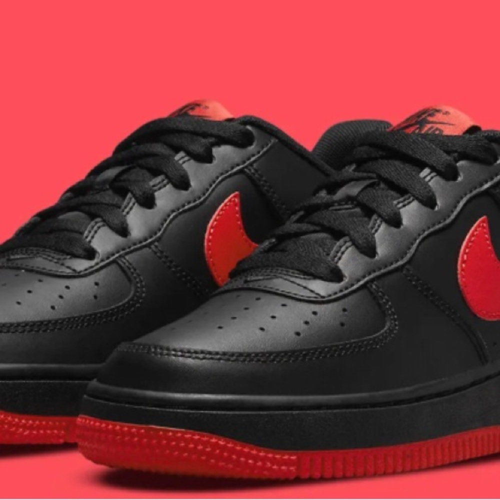 Never Worn , Great Condition